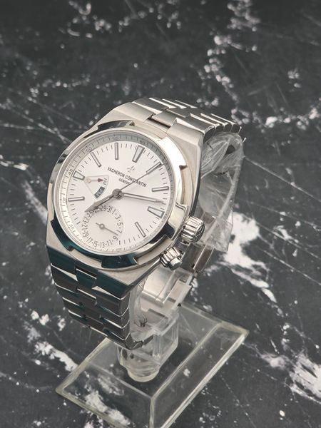 Vacheron Constantin Overseas 7900V/110A-B333